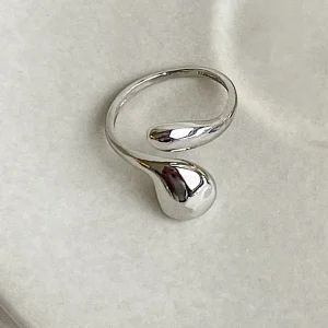 Double Teardrop Ring