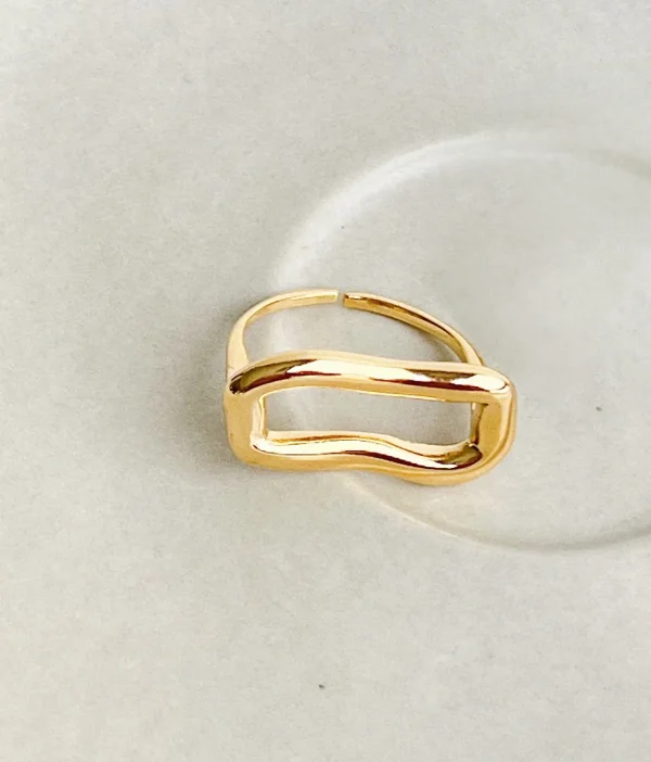 Open Rectangular Organic Ring