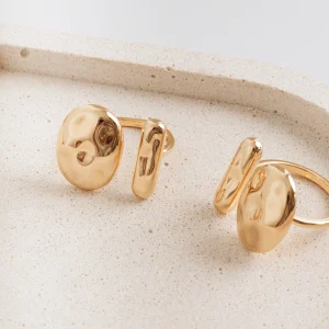 Organic Oval & Bar Ring
