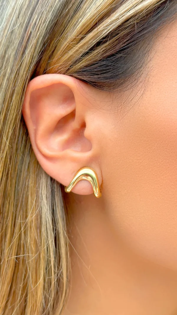 Polished Gold-Plated Curved Earrings - Image 4