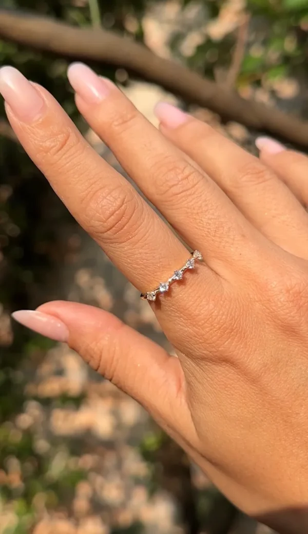 White Zirconia Crown Ring (5 Stones) - Image 3