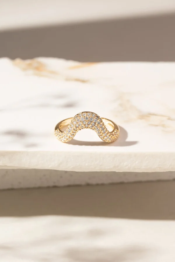 White Zirconia Curved Ring - Image 3