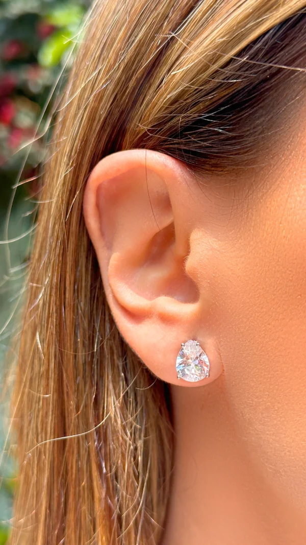 White Zirconia Teardrop Earrings - Image 4